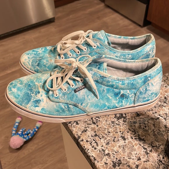 Ocean Vans - Picture 3 of 6
